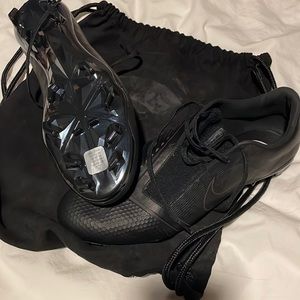 Triple Black Nike Phantom Venom Elite TC FG
